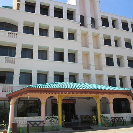 Royal Jommanee Hotel Nongkhai Нонг Кай Екстериор снимка