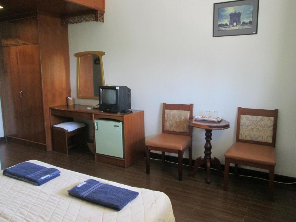 Royal Jommanee Hotel Nongkhai Нонг Кай Стая снимка