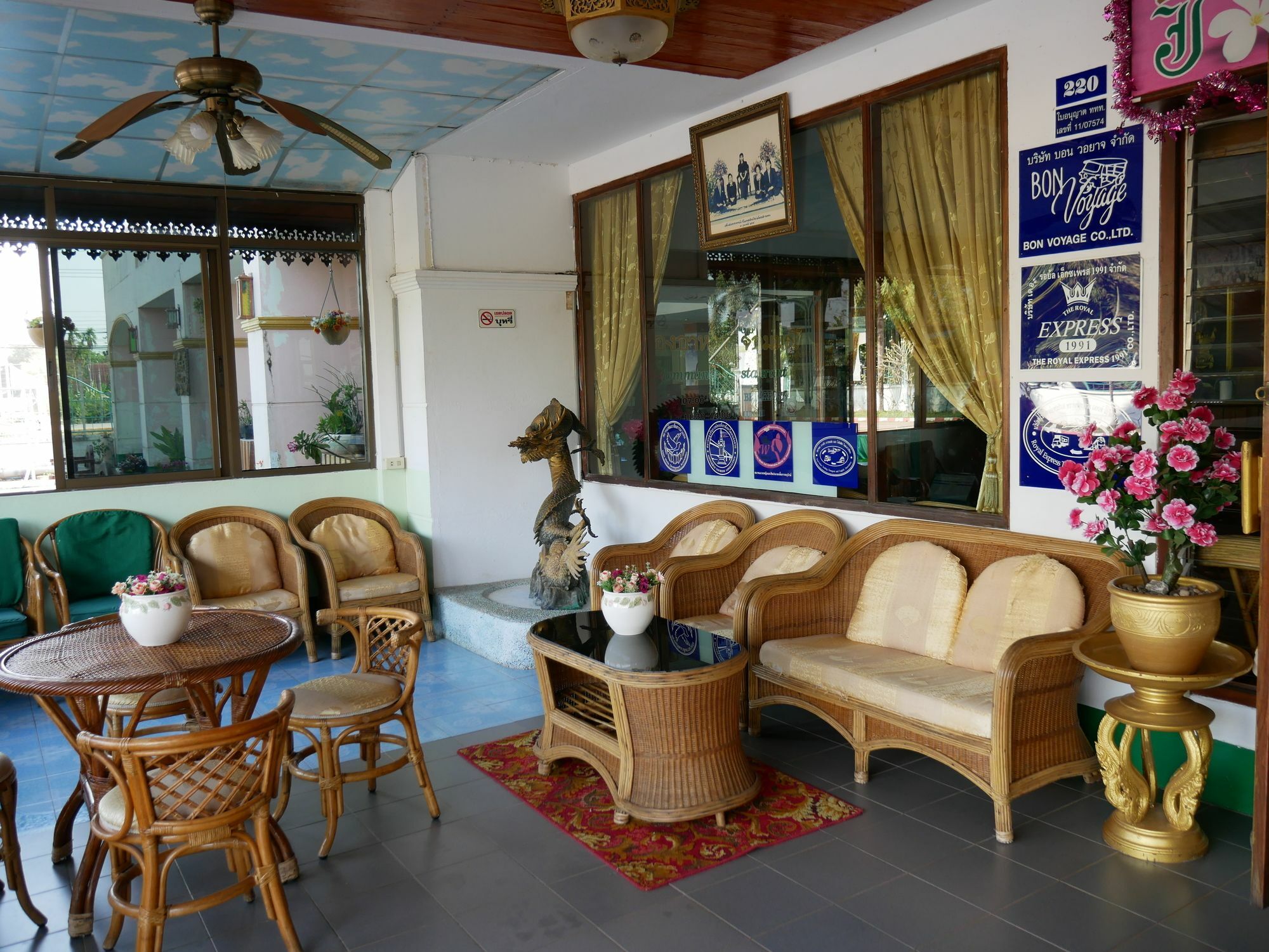 Royal Jommanee Hotel Nongkhai Нонг Кай Екстериор снимка
